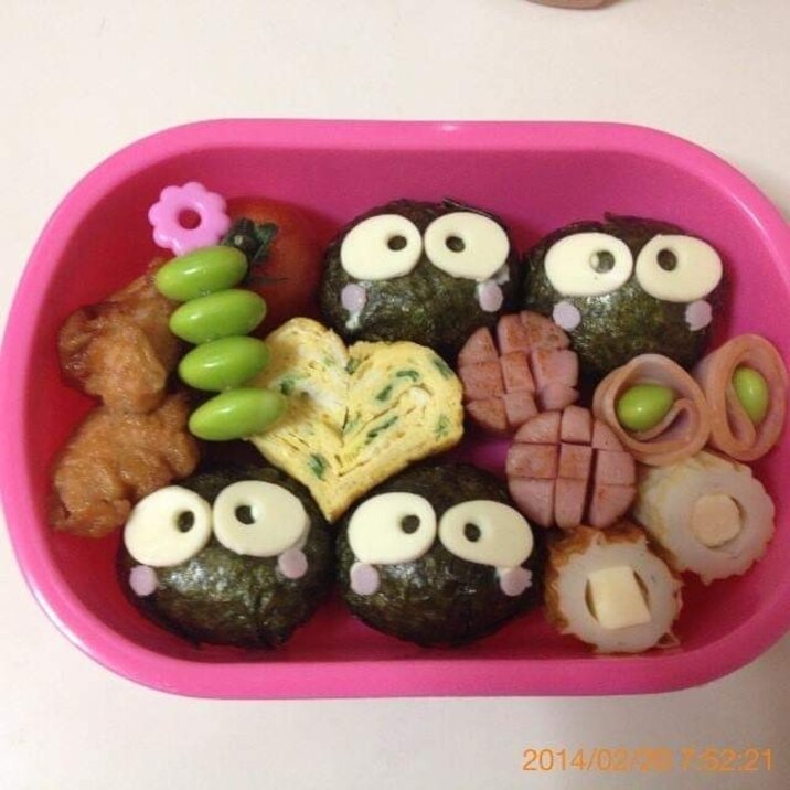 簡単 キャラ弁 まっくろくろすけ レシピ 作り方 By Rururu13 楽天レシピ 簡単 キャラ弁 まっくろくろすけ レシピ 作り方 By Rururu13 楽天レシピ